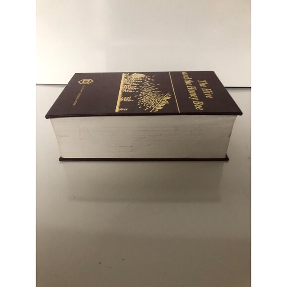 The Hive And The Honey Bee Hardcover Edited By Joe M. Graham Dadant & Sons 2005 - Picture 5 of 7